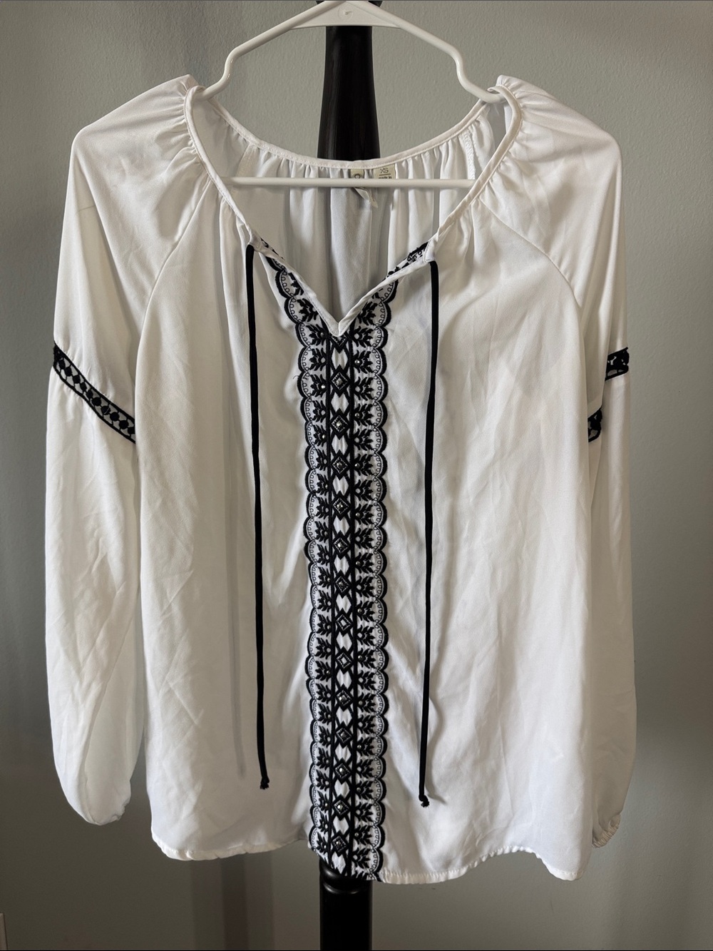 Cato White Peasant Top with Black Embroidered Front 20.T